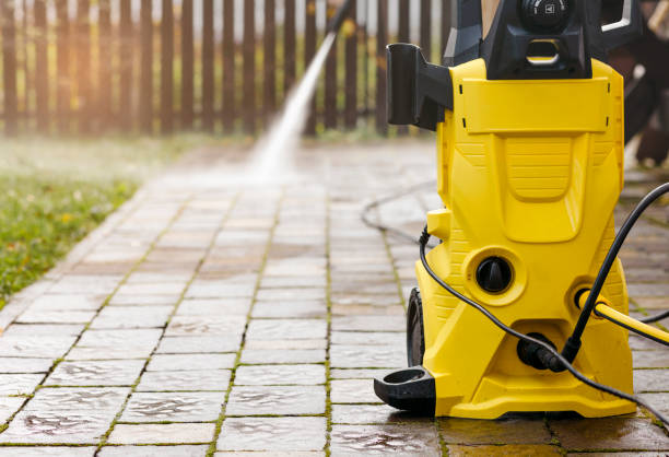 Best Sidewalk and Walkway Cleaning  in San Diego, TX
